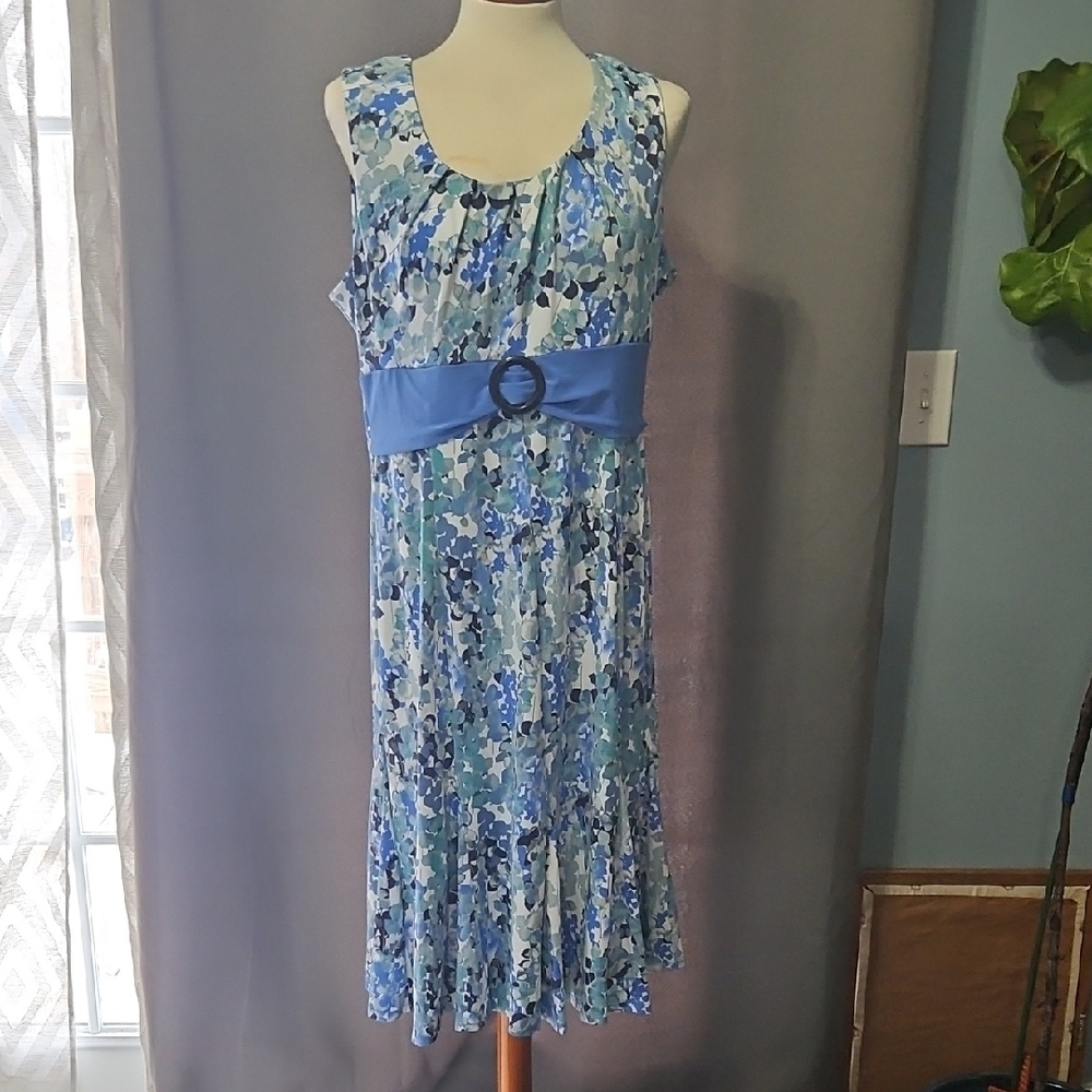 Perceptions Blue and White Floral Midi Dress